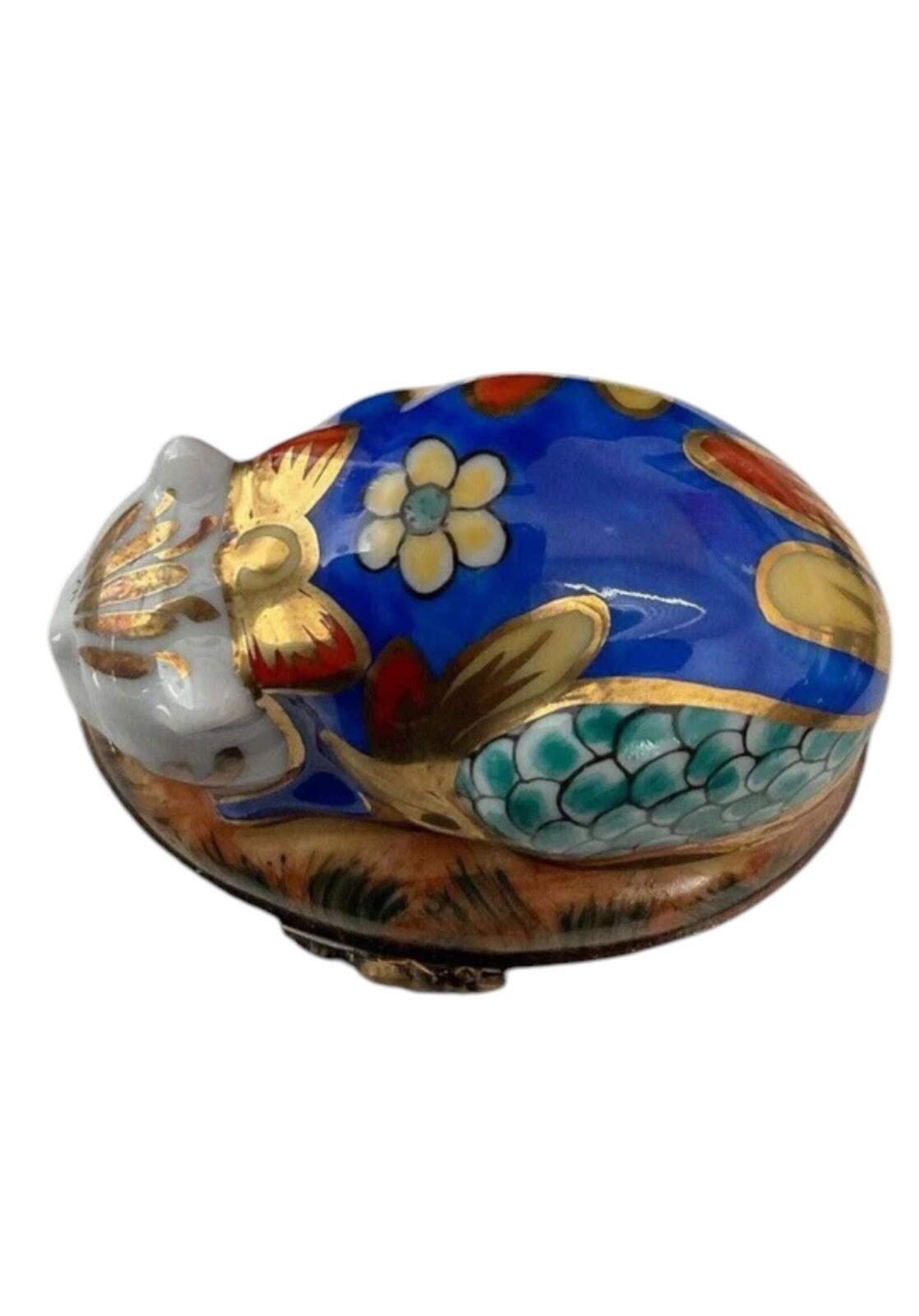 Limoges France Peint Main Sleeping Cat Trinket Box Chamart Exclusive