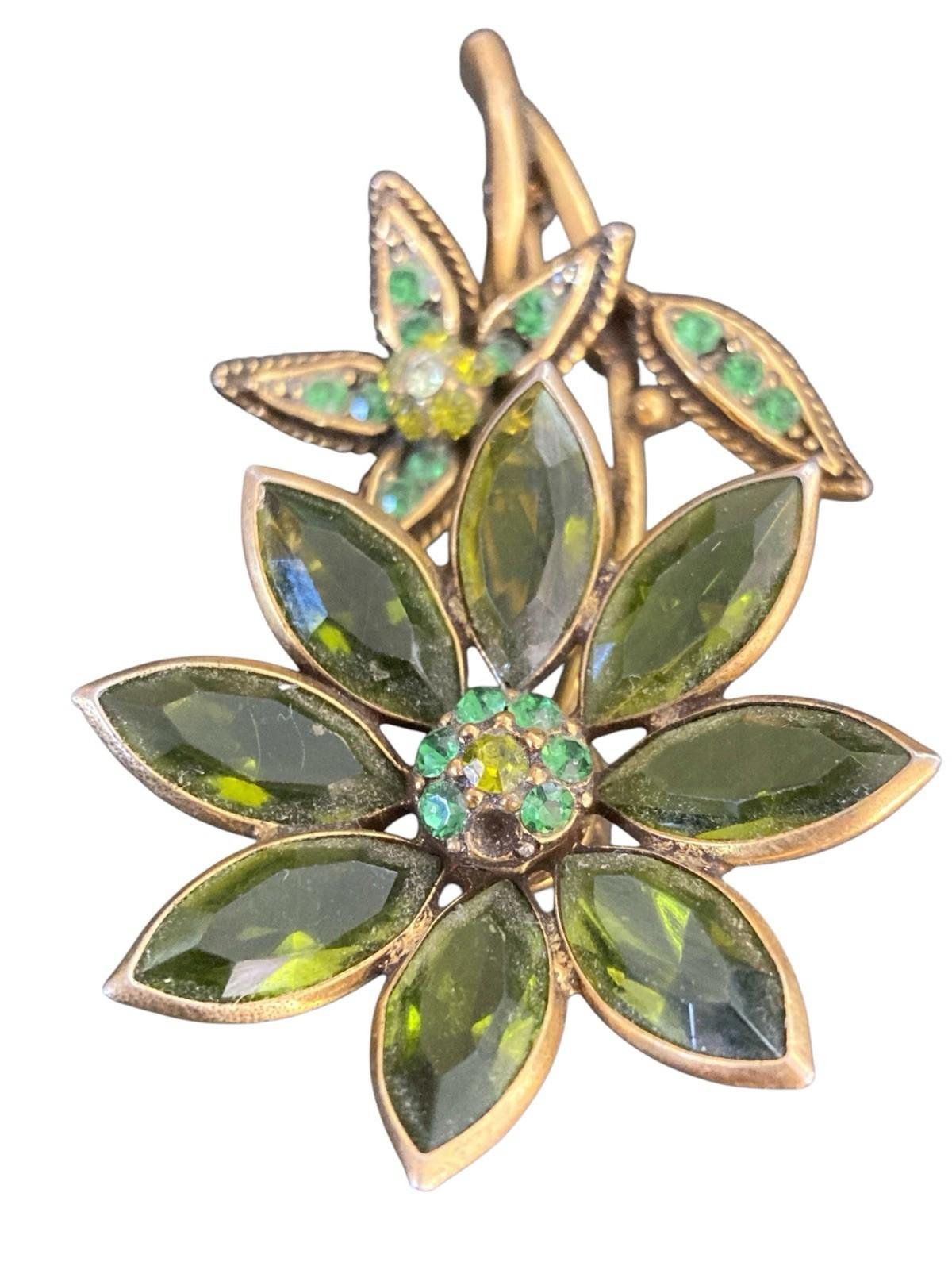 Hollycraft Green Glass Sunflower Daisy Floral Flower Pin Brooch