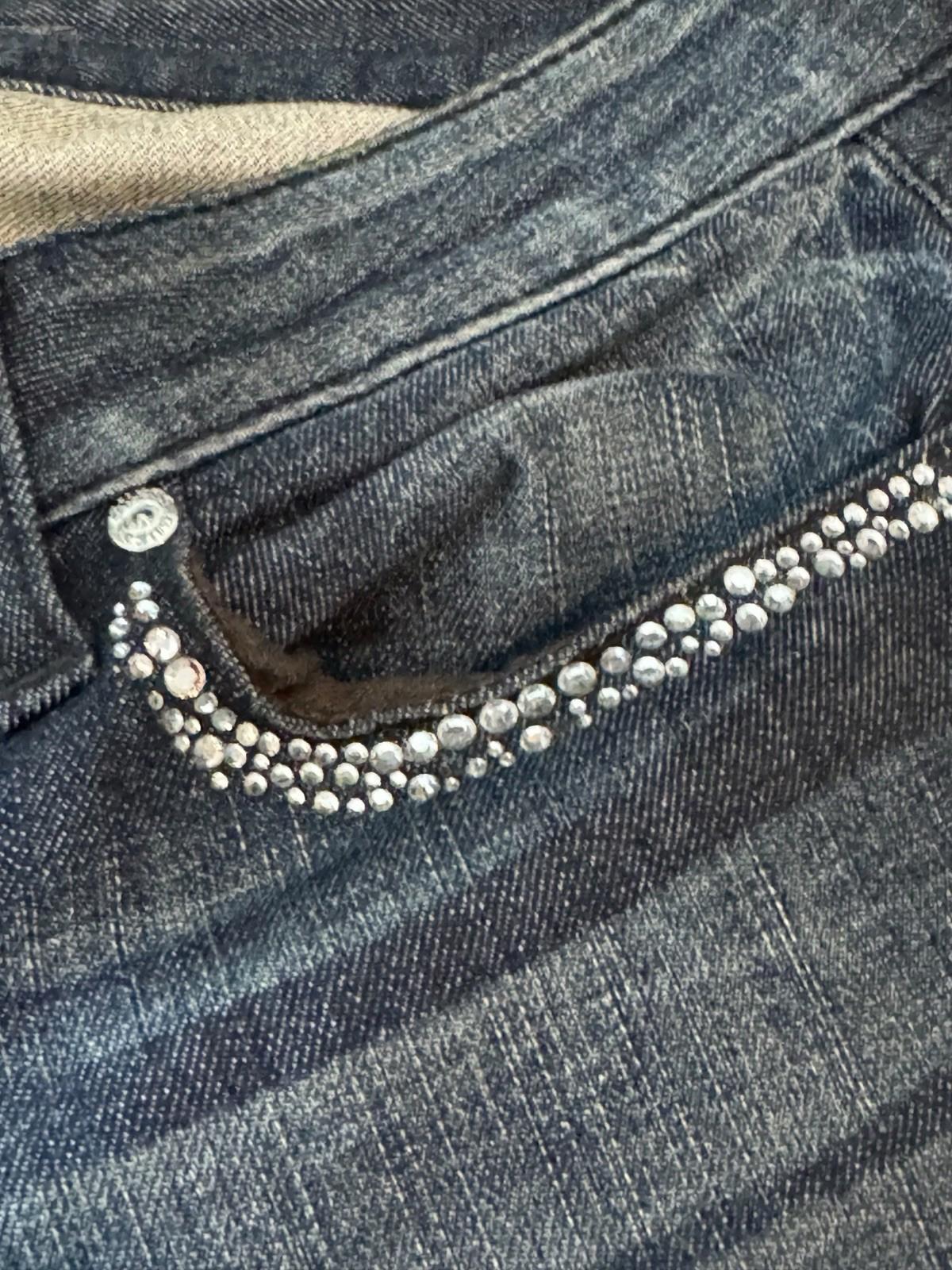 GUESS Designer Women's STARLIT Rhinestone Pocket Jeans Size 30
