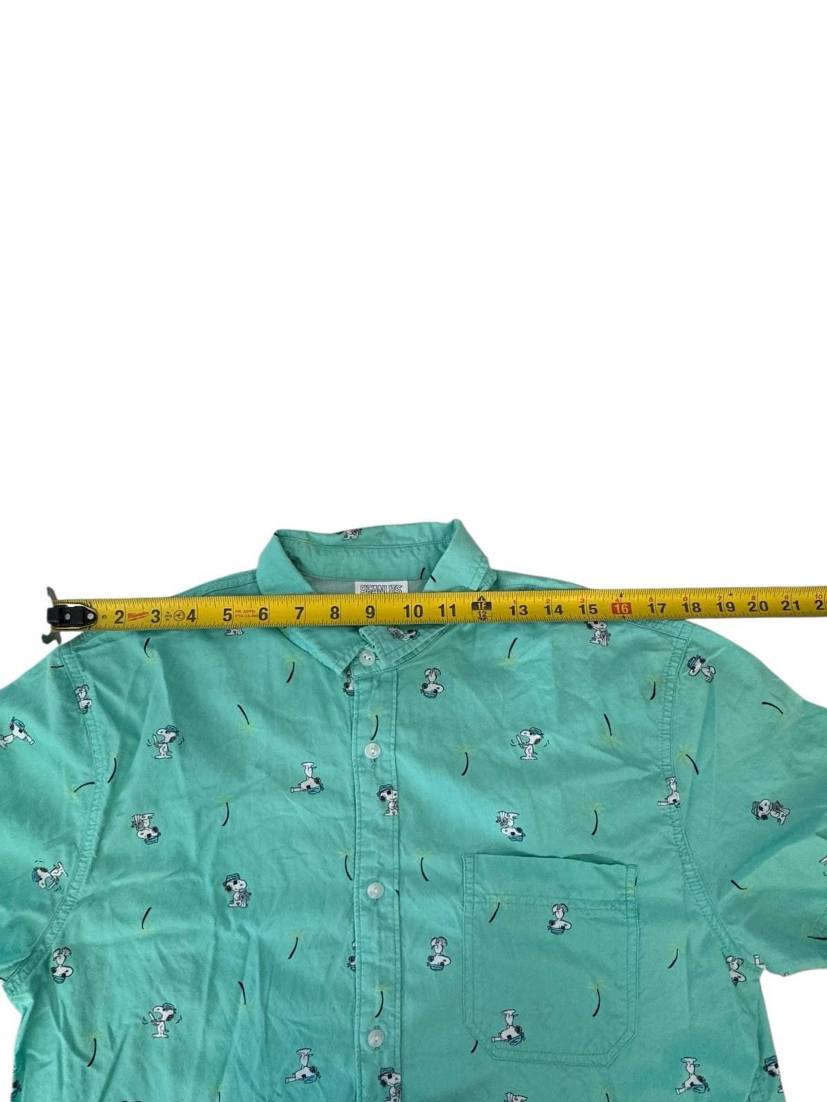 Peanuts Snoopy Sailing Boating Button Front Mens Medium