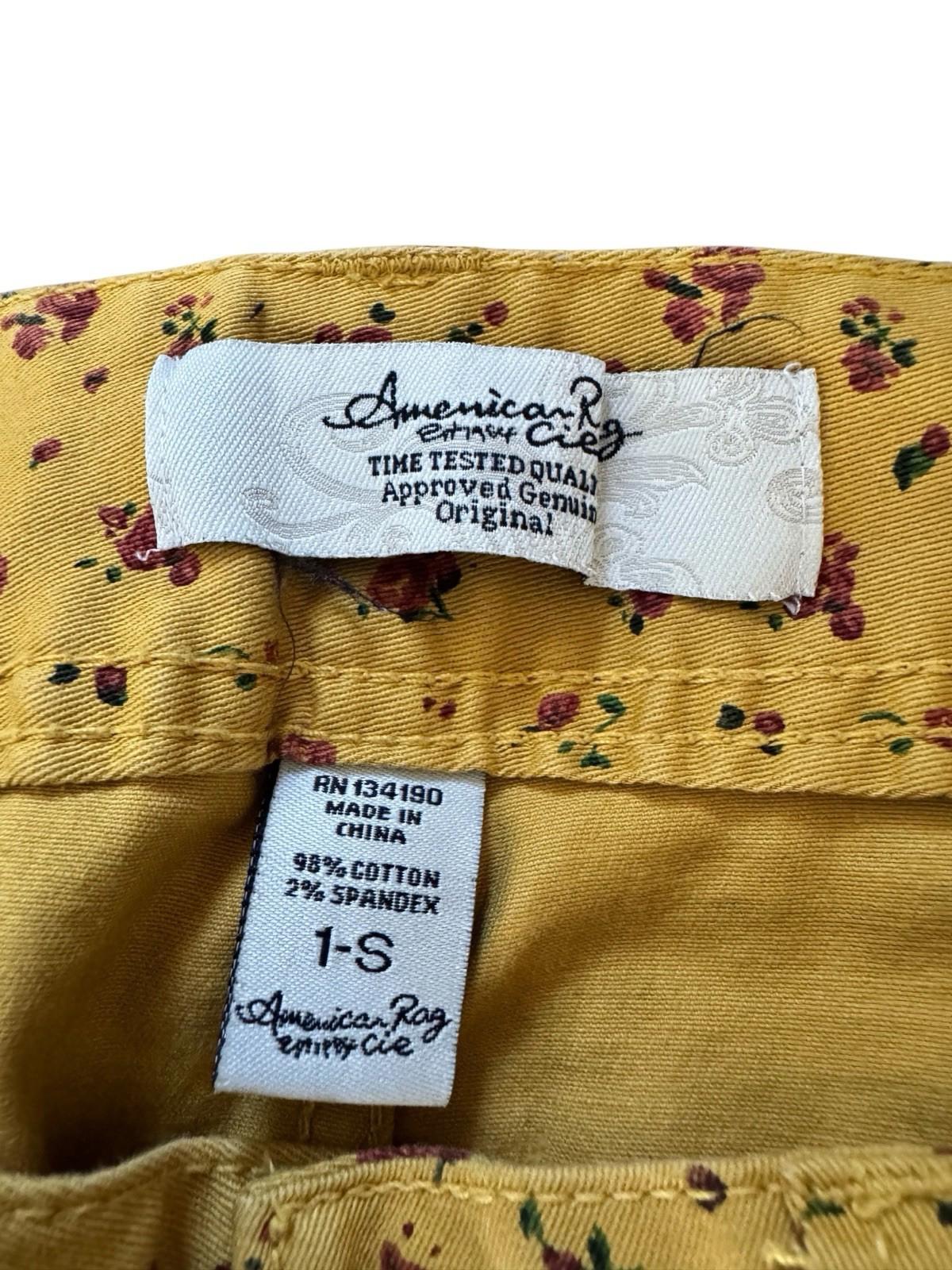 Vintage Y2K Women's American Rag Cie Mustard Yellow Jeans With Roses Excellent