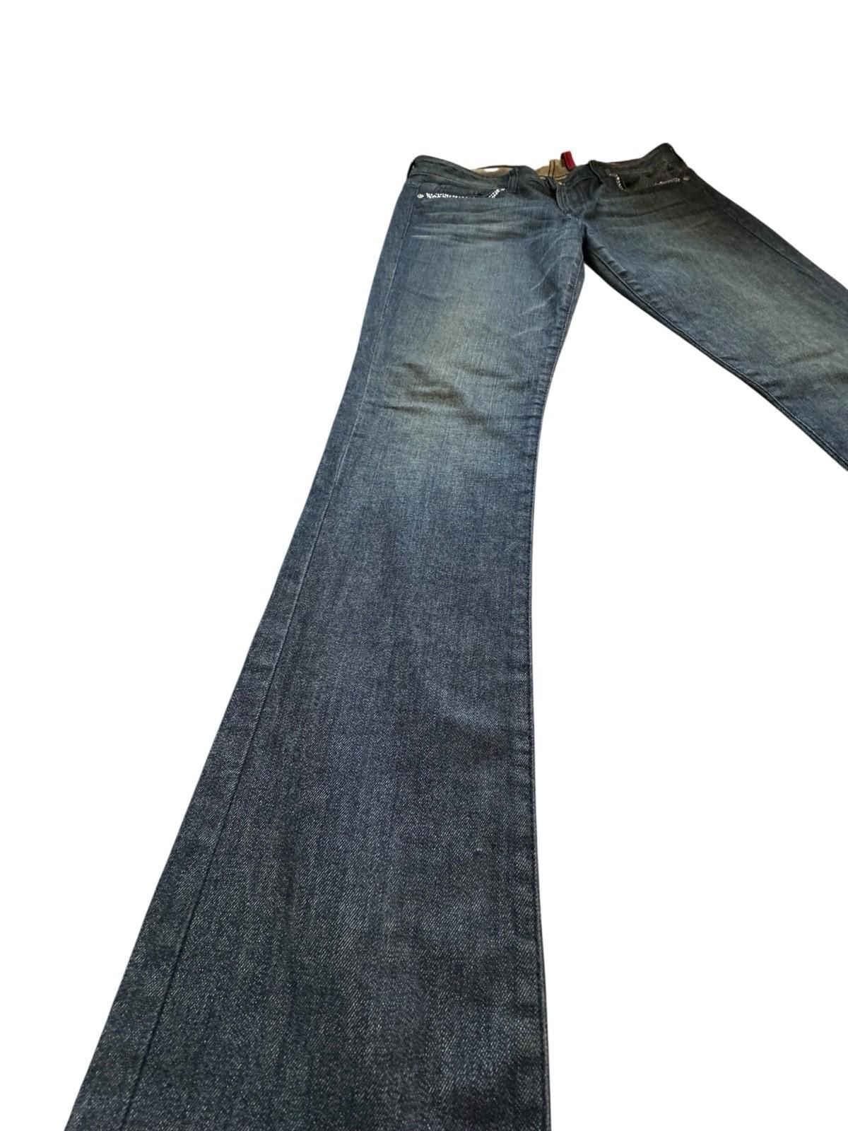 GUESS Designer Women's STARLIT Rhinestone Pocket Jeans Size 30