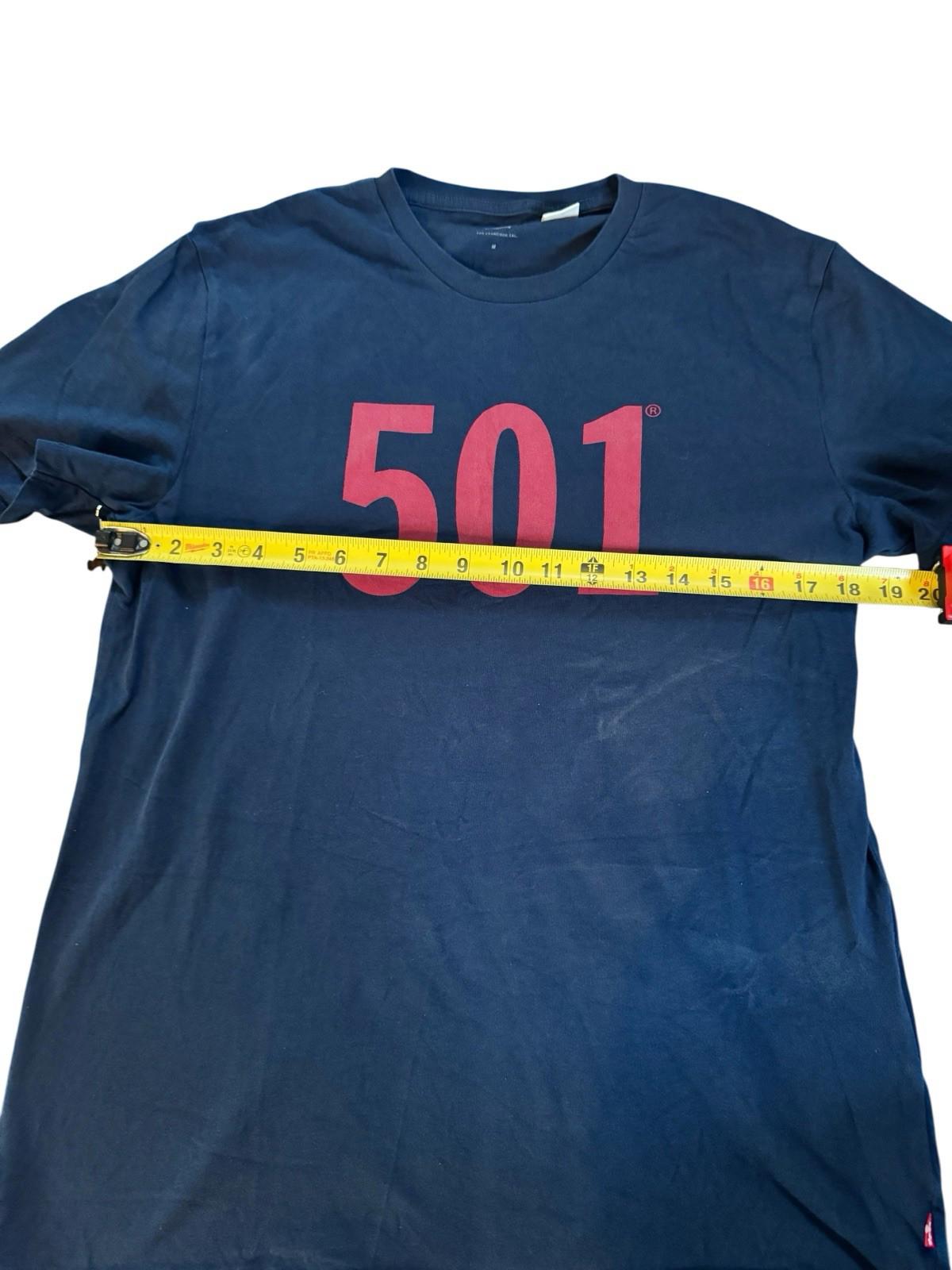 LEVIS 501 T-Shirt Blue With Red Letters Size Medium LEVIS Graphic Shirt