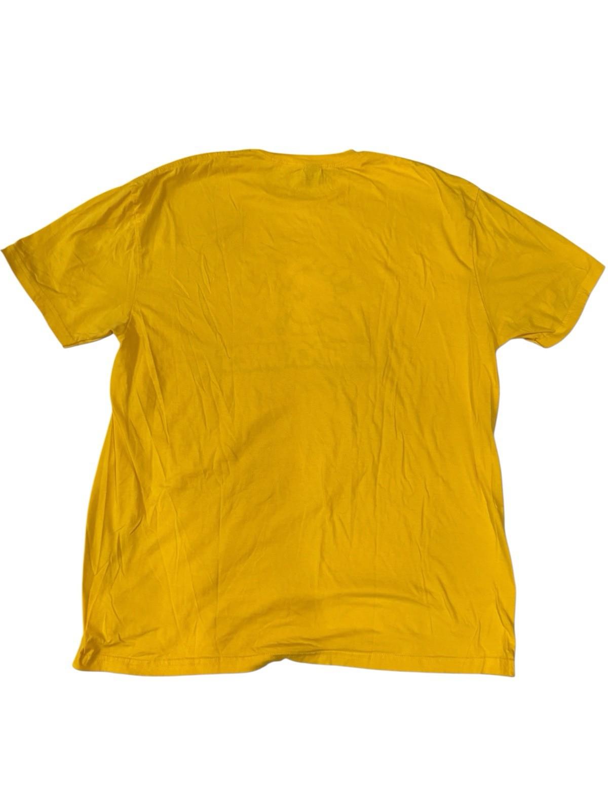 Breadcrumbs Chicken Yellow Graphic Tshirt Tee Shirt Men's Gildan Softstyle XL