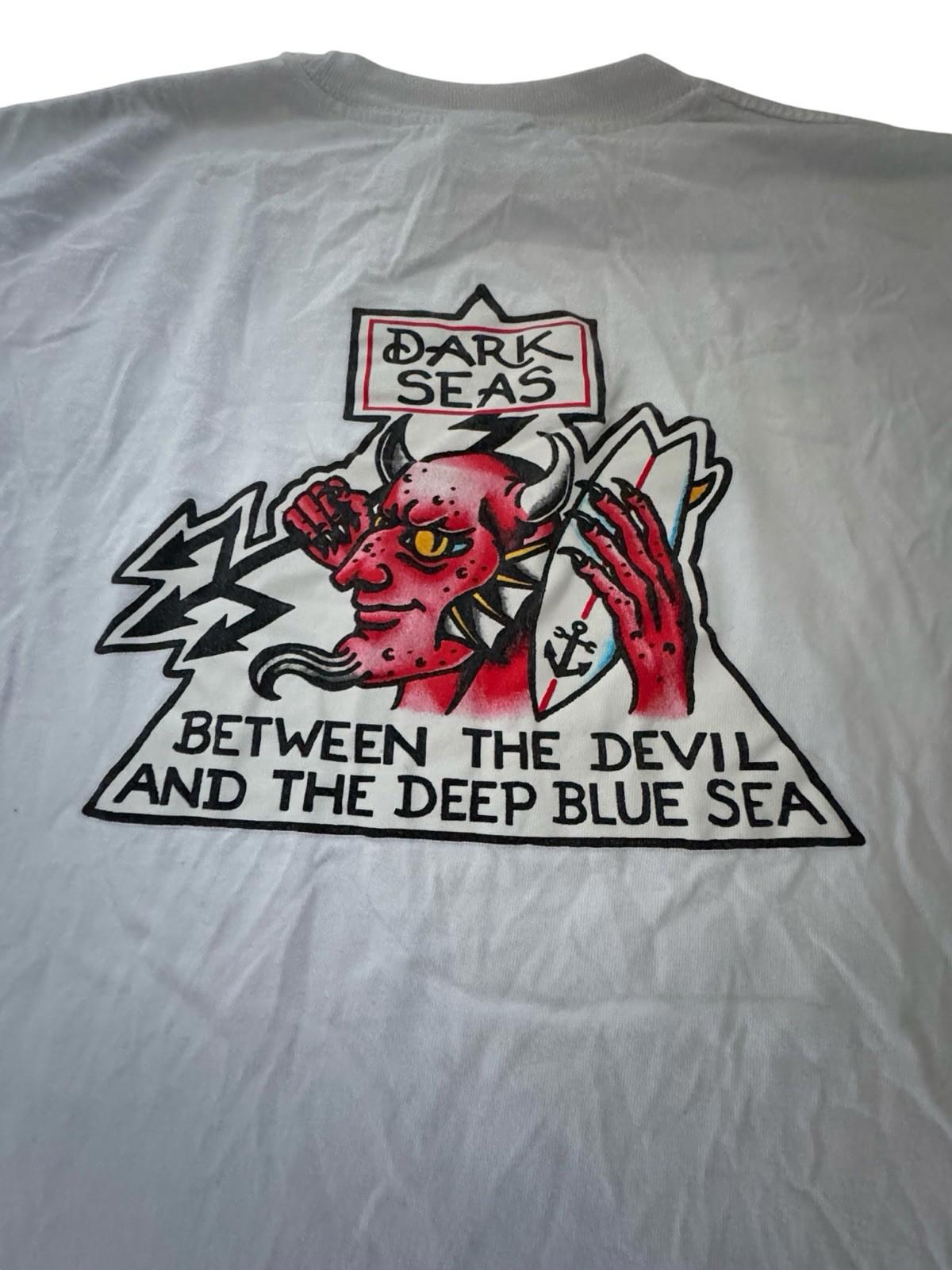 Dark Seas Devil and The Deep Blue Sea T-Shirt Shirt Tee T Size Small