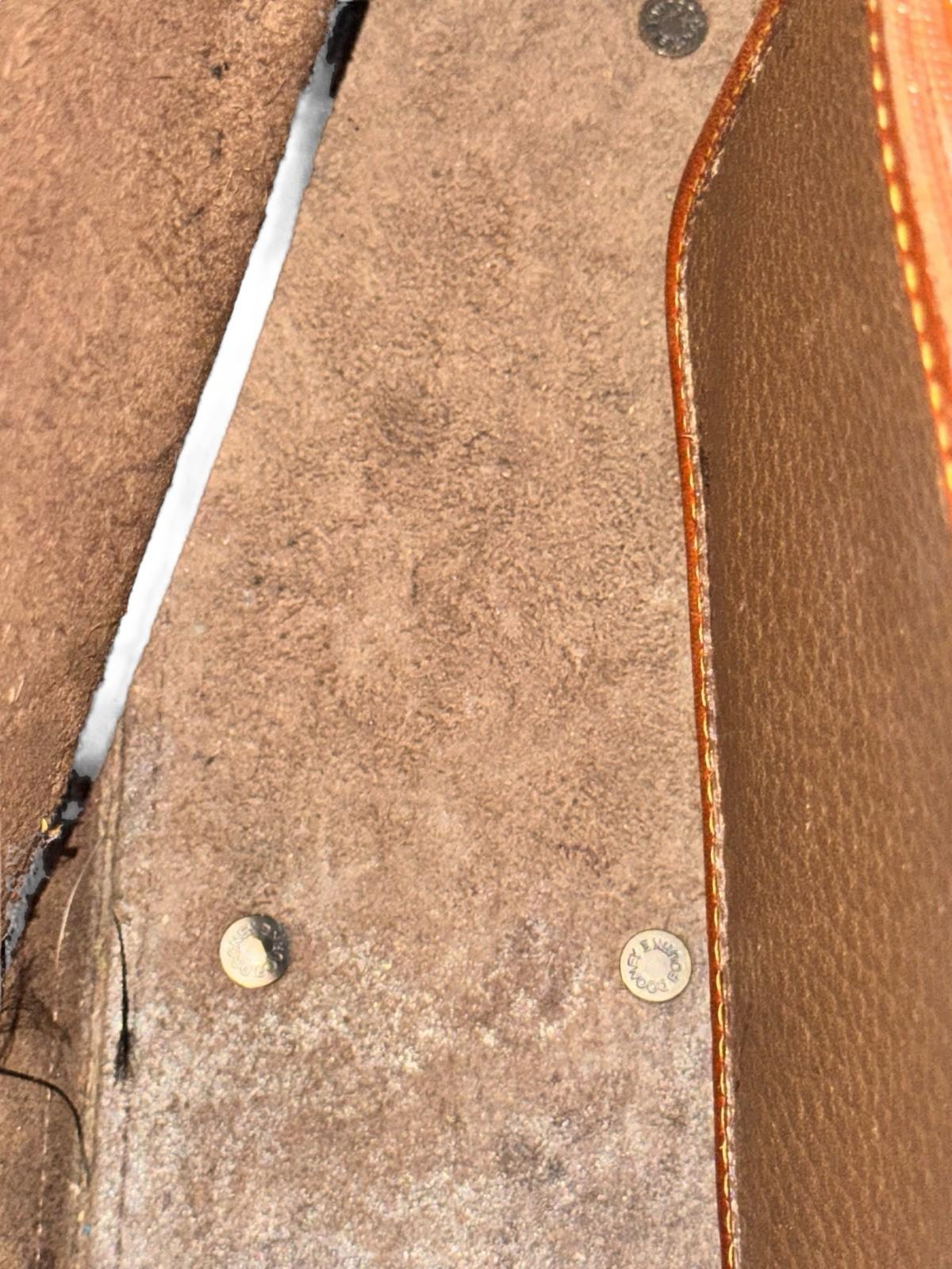 True Vintage Dooney And Bourke Brown Leather Satchel Handbag Pocketbook Bag