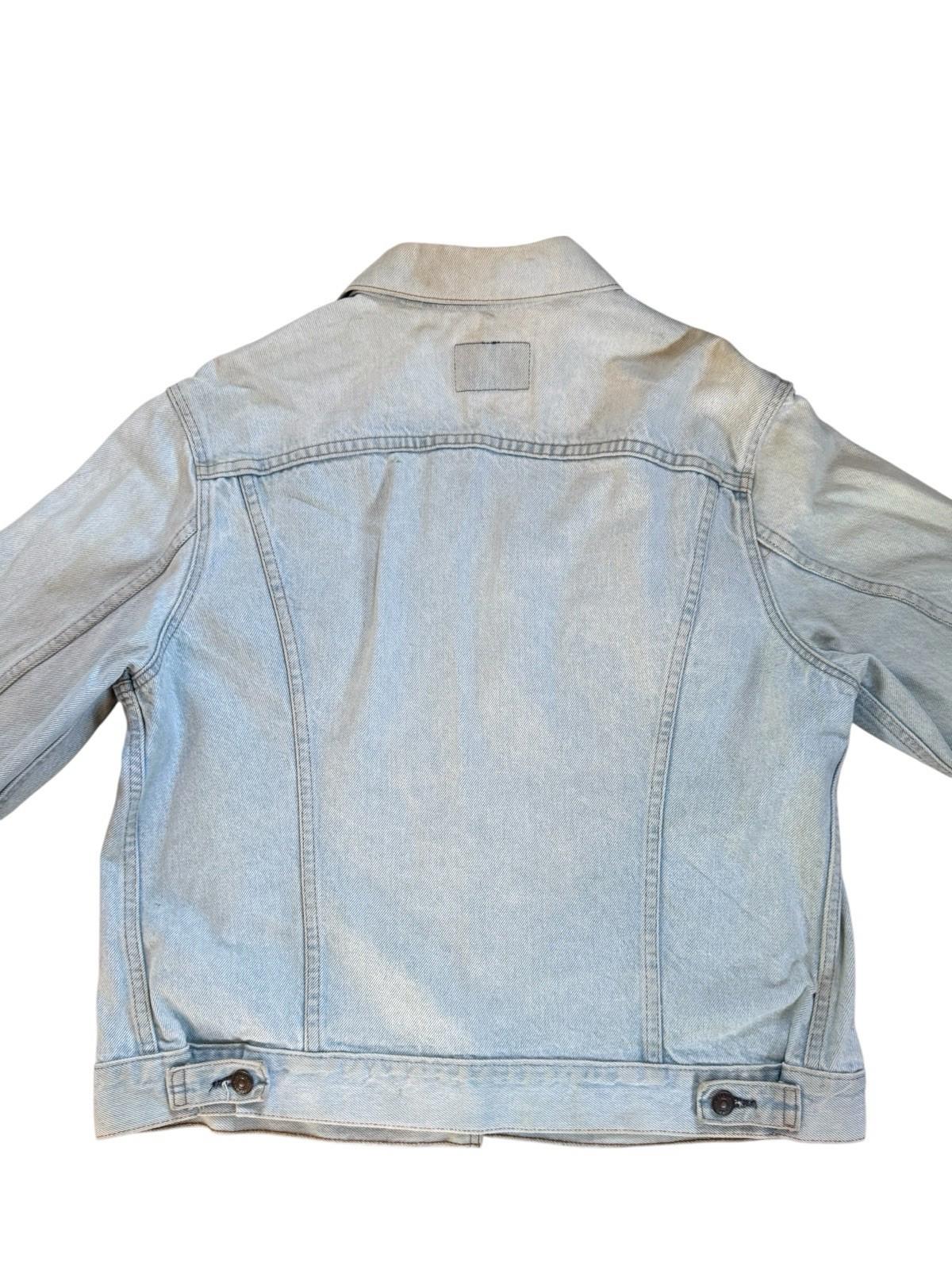 Vintage 1970s Levi's Faded Denim Jacket 70506-0211 Size Large MADE IN USA
