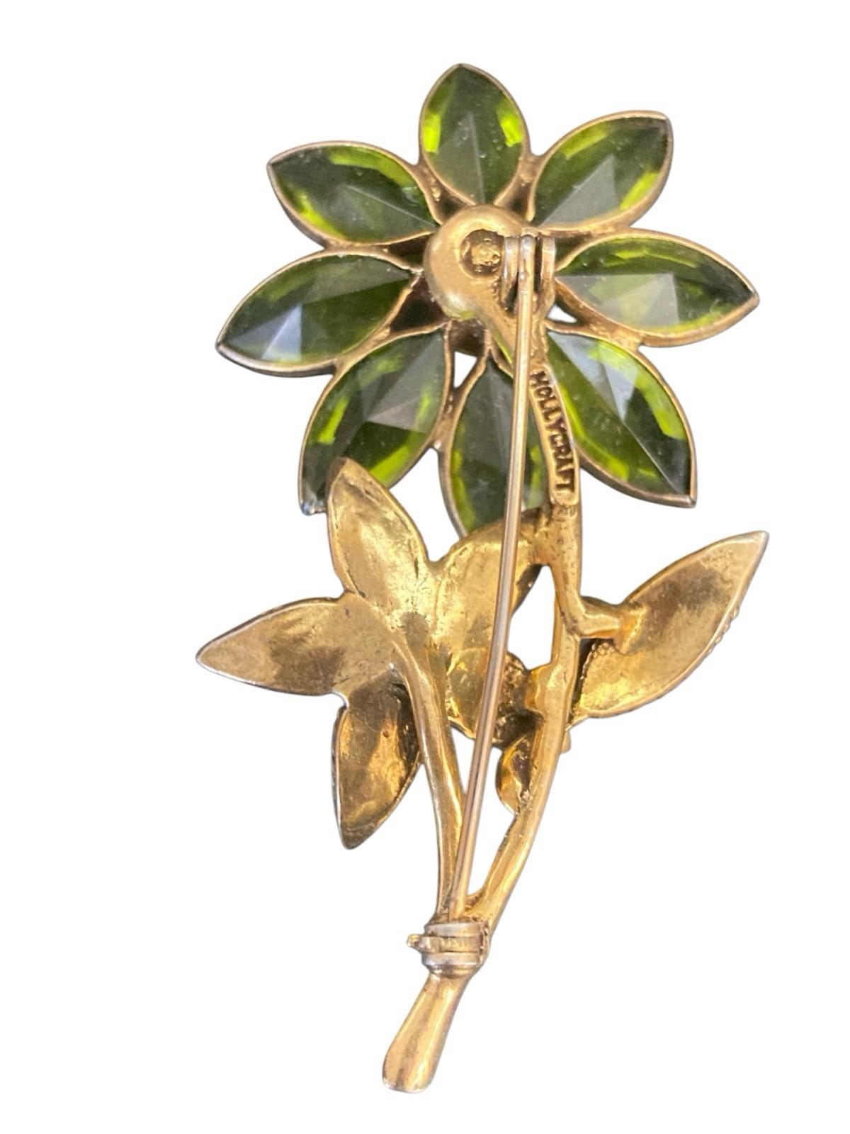 Hollycraft Green Glass Sunflower Daisy Floral Flower Pin Brooch
