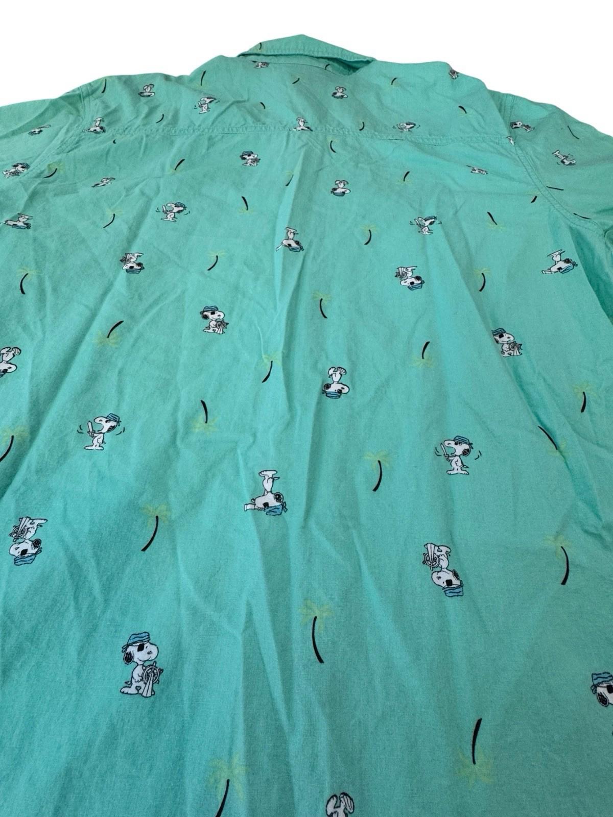 Peanuts Snoopy Sailing Boating Button Front Mens Medium