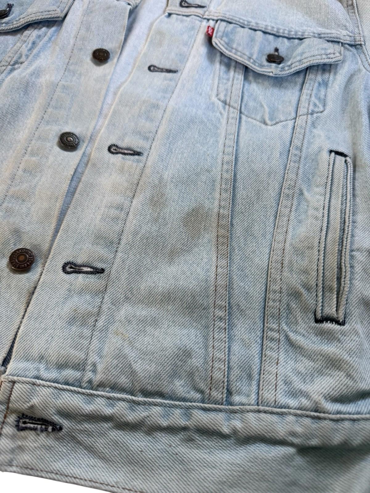 Vintage 1970s Levi's Faded Denim Jacket 70506-0211 Size Large MADE IN USA