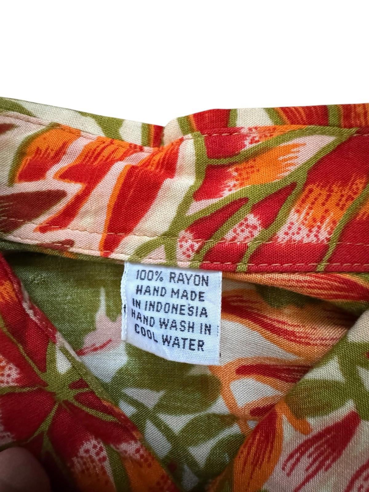 Fabulous Vintage Hawaiian Rayon Shirt Made In Indonesia Men's XL