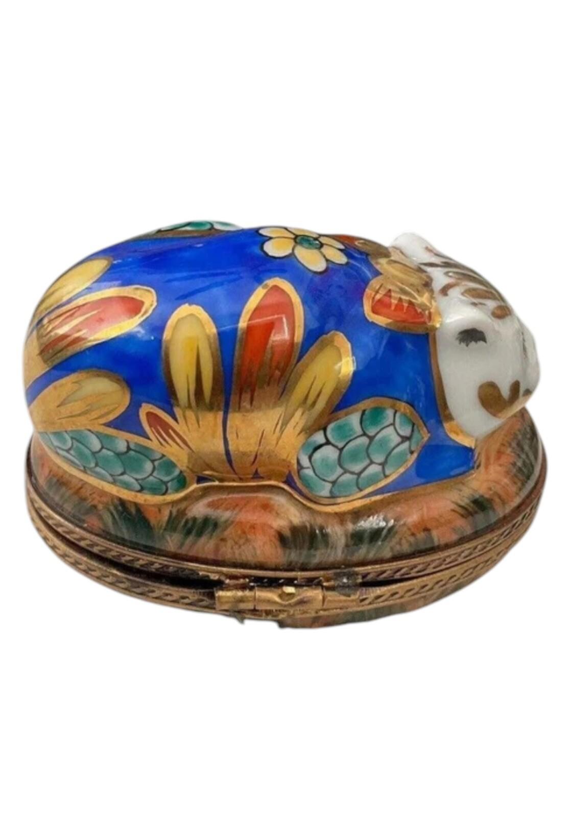 Limoges France Peint Main Sleeping Cat Trinket Box Chamart Exclusive