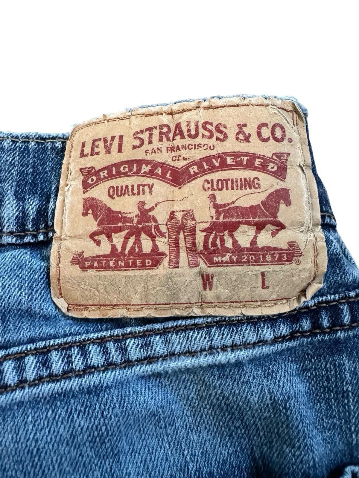 Levis Blue Jeans Size 36 x 30 Denim Well Worn And Soft Could Be 505 or 513