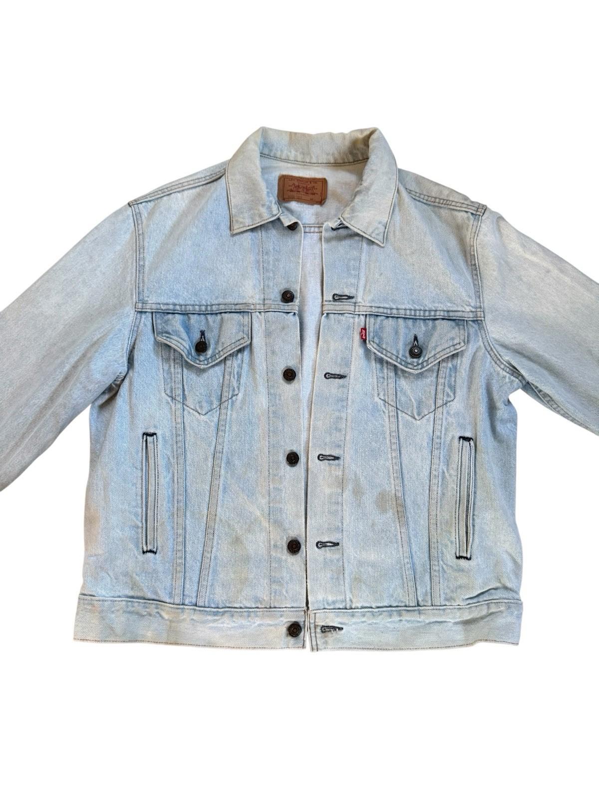Vintage 1970s Levi's Faded Denim Jacket 70506-0211 Size Large MADE IN USA