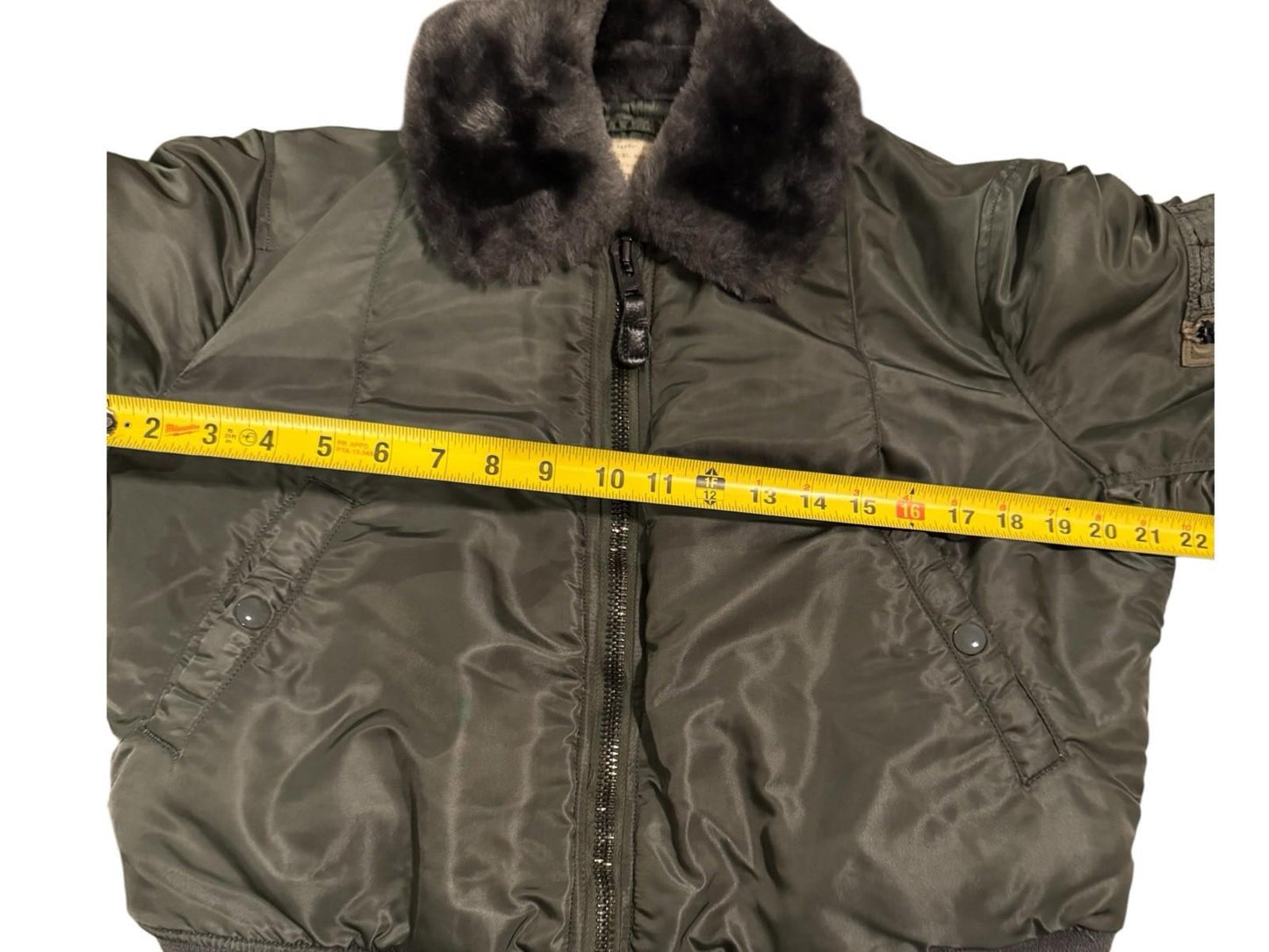 1970s Vietnam Women's Military Flight B-17B Nylon Bomber Jacket Scovill Medium