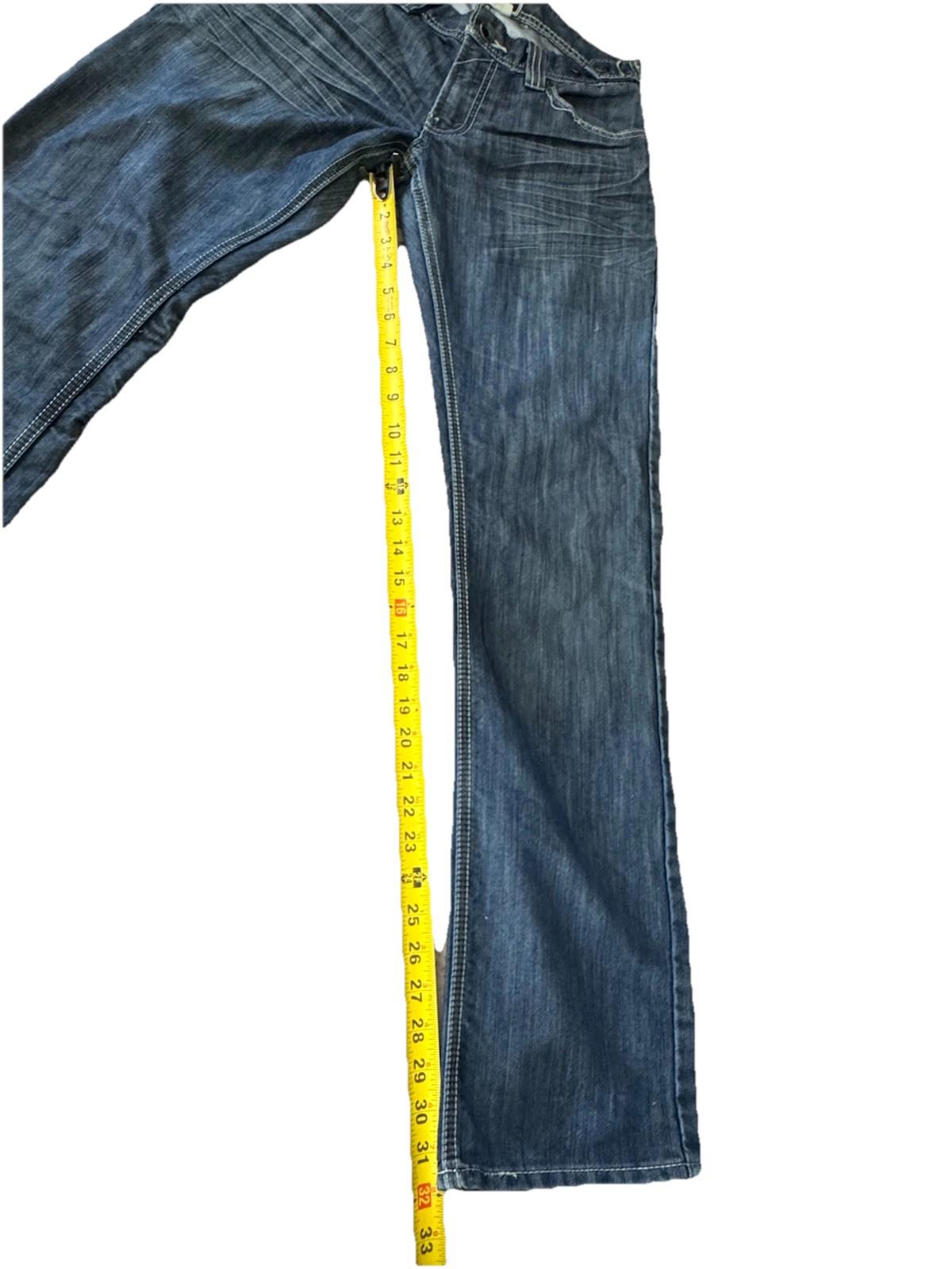 Levis 514 Slim Straight 29/32 Jeans Zippered Pockets Purple Stitching