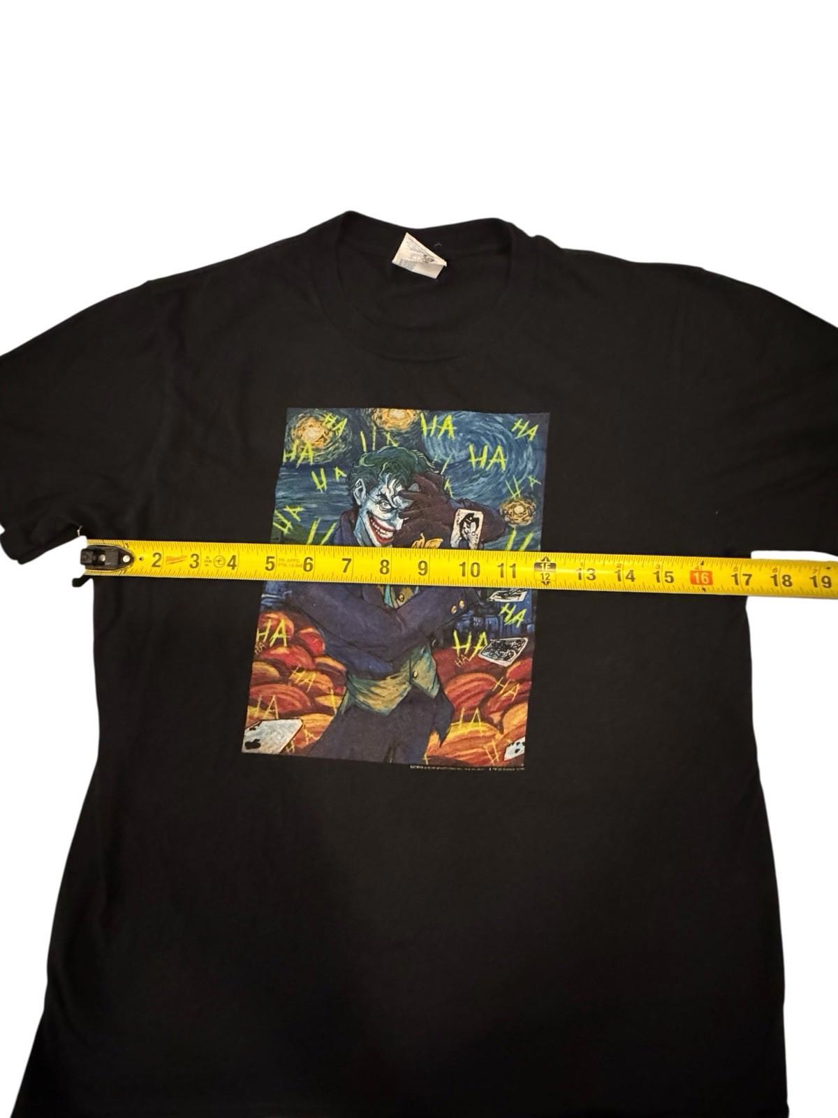Batman Movie Joker Tshirt Graphic T-Shirt Tee Shirt YOUTH Medium Halloween
