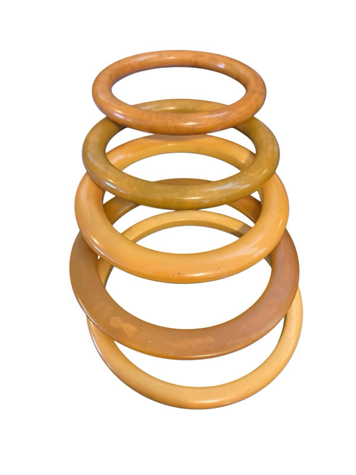 FIVE Vintage Bakelite Butterscotch Bangle Bracelets Amber/Green/Brown Art Deco