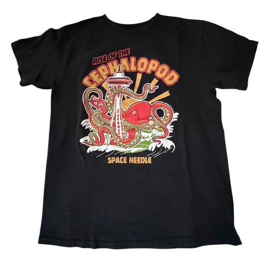 Delta Pro Weight Cephalopod Seattle Space Needle Men's Black T-shirt Size Small