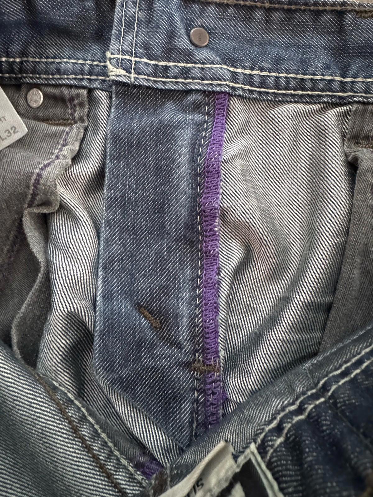 Levis 514 Slim Straight 29/32 Jeans Zippered Pockets Purple Stitching
