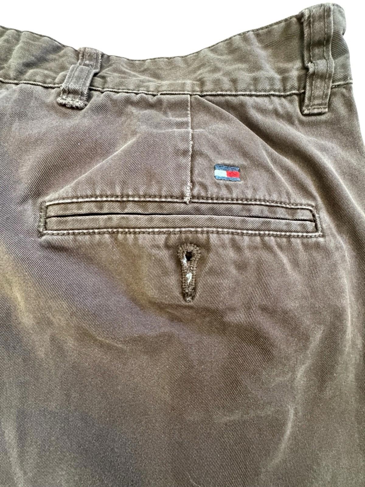 Vintage Tommy Hilfiger Chino Pants Mens W31 L32 Chocolate Brown Baggy Straight