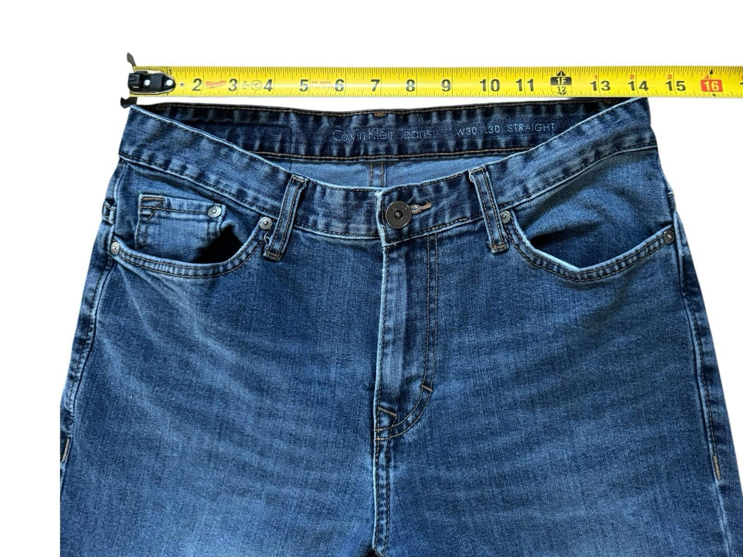 Calvin Klein Size 30X30 Mens Straight Cut Cotton Blue Denim Logo Jeans