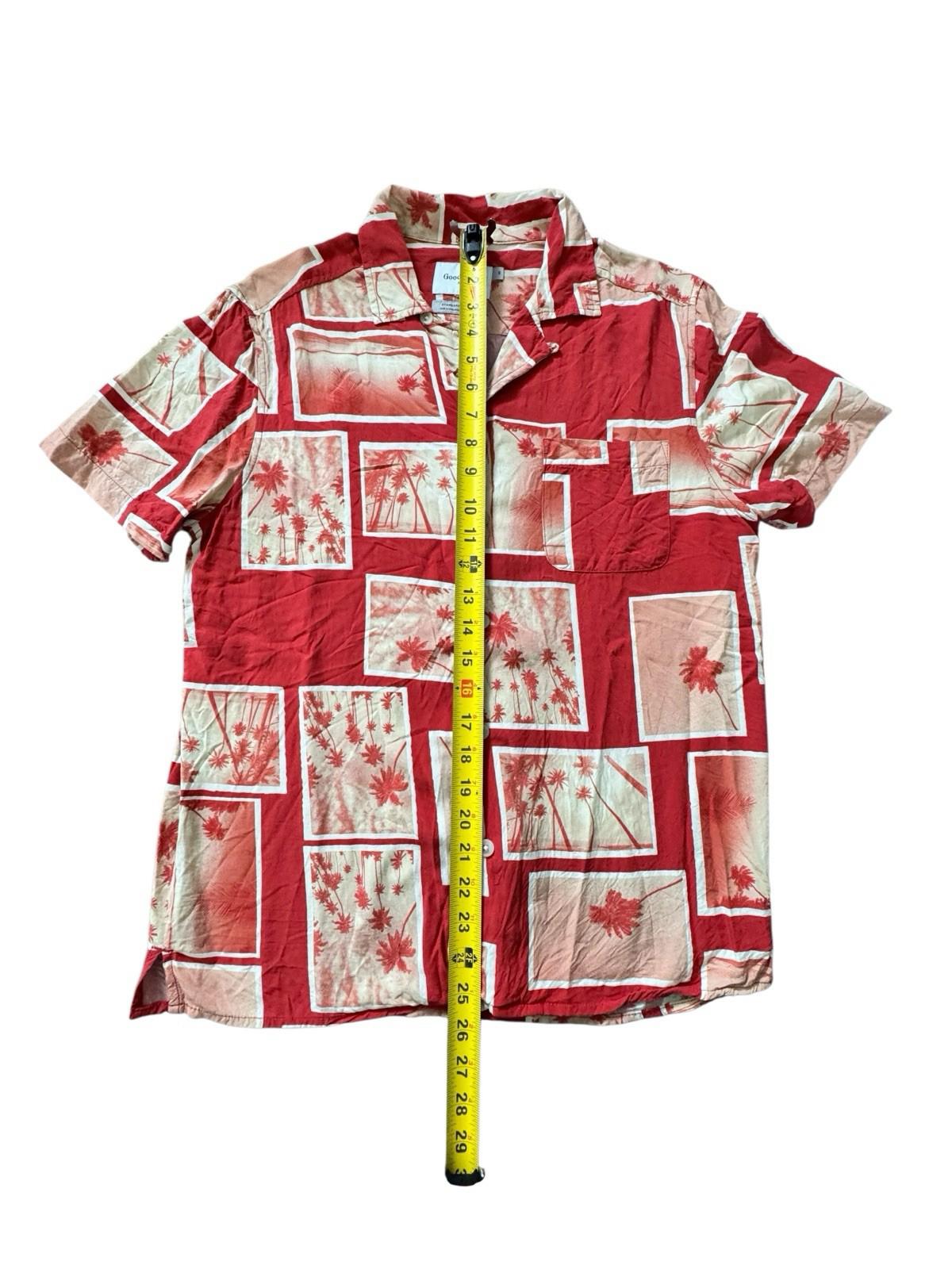 Goodfellow and Co Hawaiian Shirt Size Small Red Palm Trees