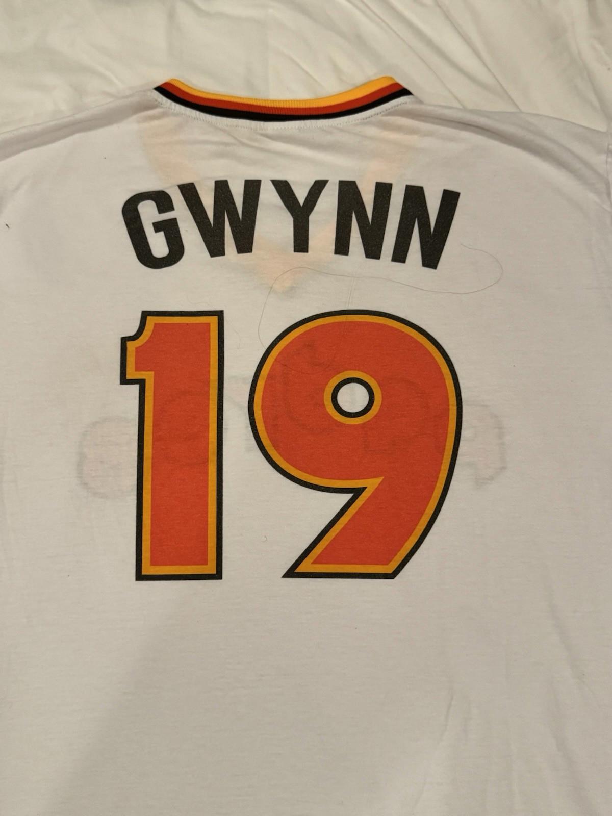 Vintage MLB San Diego Padres Stadium Souvenir Jersey T-Shirt Tony Gwynn #19 XL