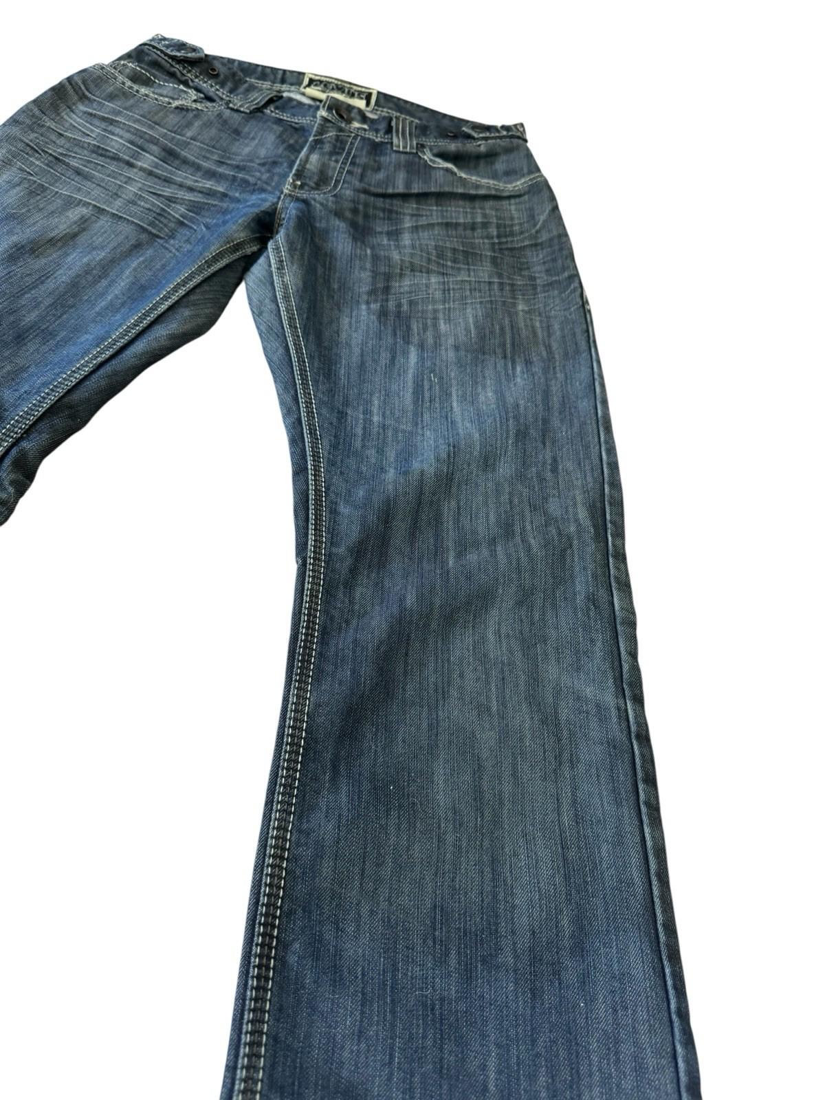 Levis 514 Slim Straight 29/32 Jeans Zippered Pockets Purple Stitching