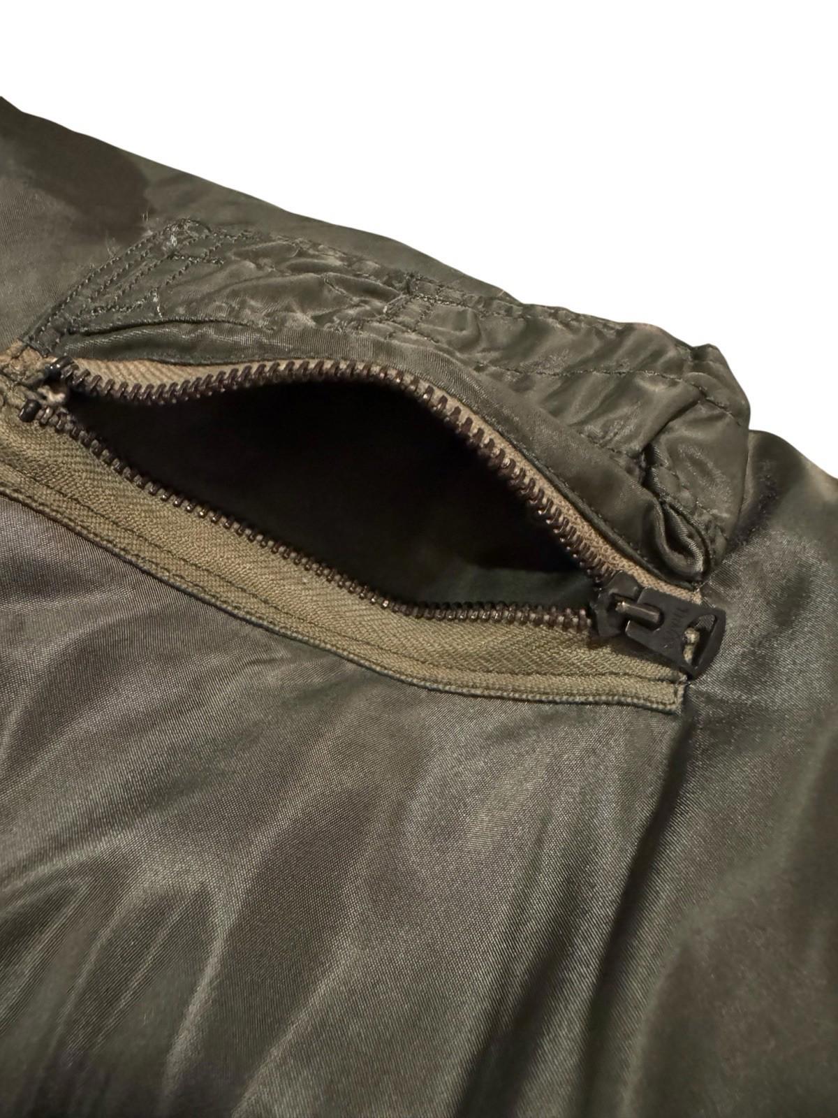 1970s Vietnam Women's Military Flight B-17B Nylon Bomber Jacket Scovill Medium