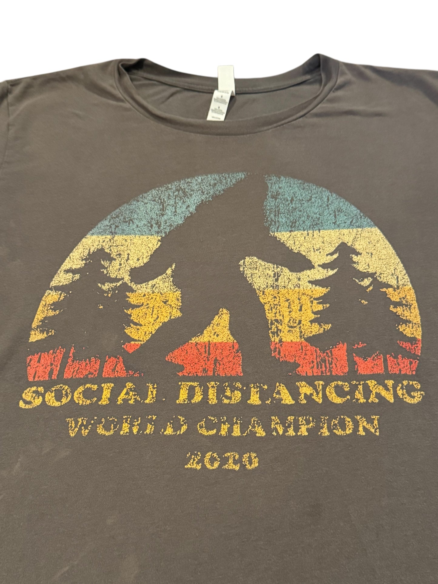 Social Distancing World Champion Bigfoot T Shirt Size Large