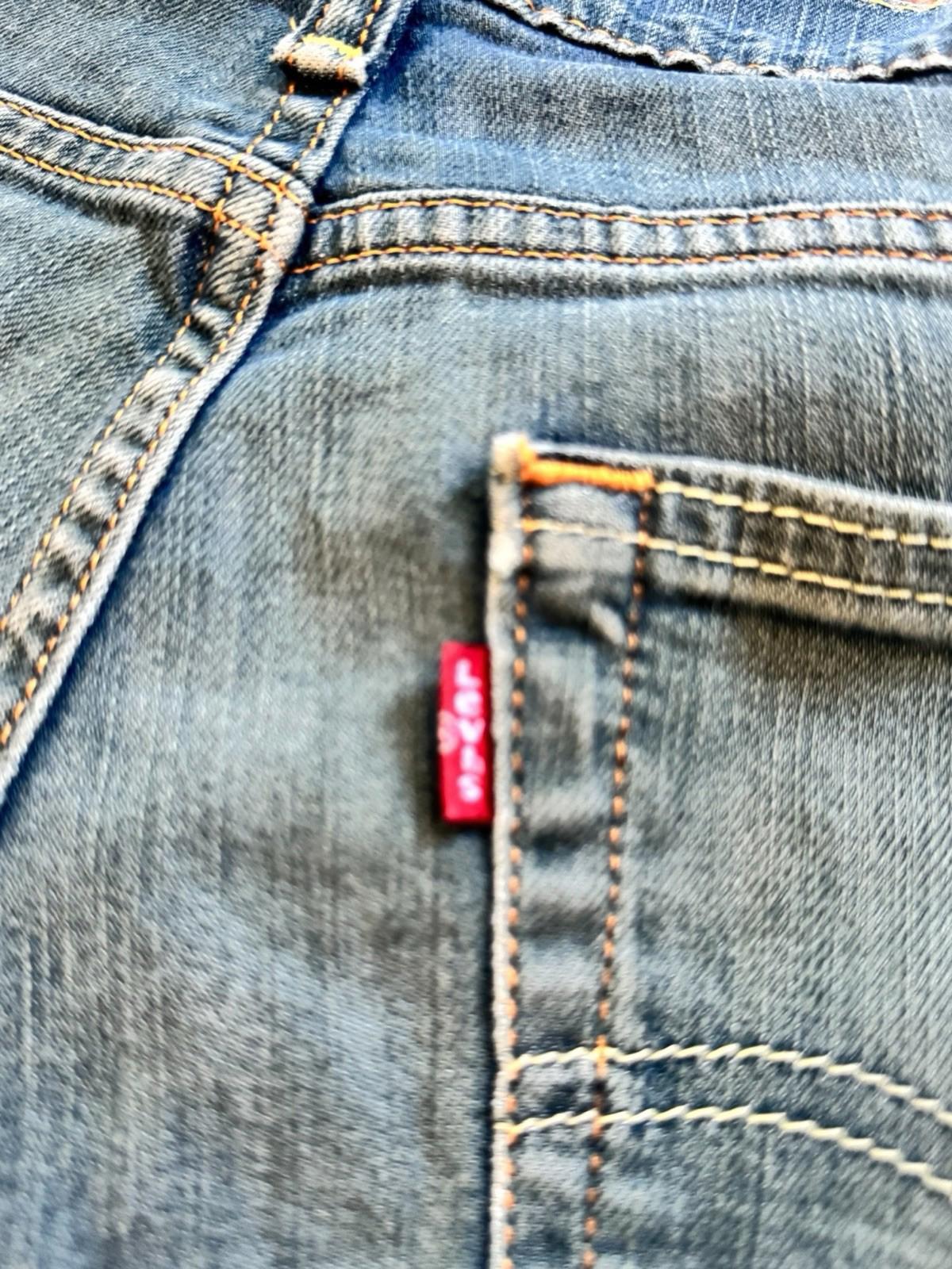 Levis 511 Blue Jeans Size 32 x 30 Denim Very Good Condition