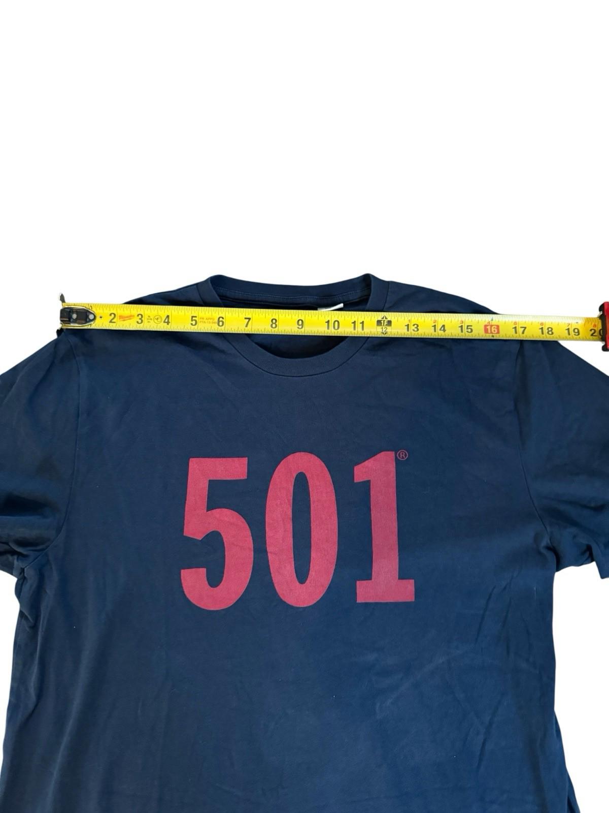 LEVIS 501 T-Shirt Blue With Red Letters Size Medium LEVIS Graphic Shirt