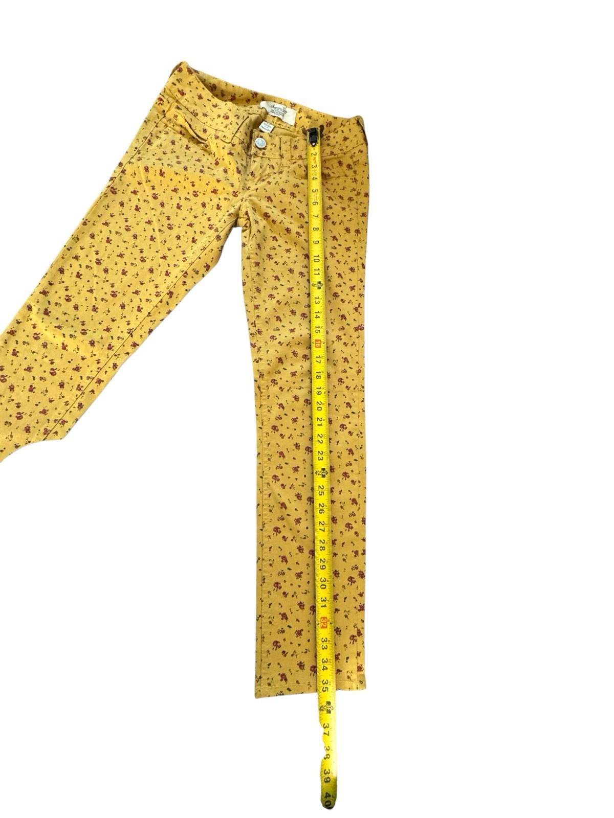 Vintage Y2K Women's American Rag Cie Mustard Yellow Jeans With Roses Excellent