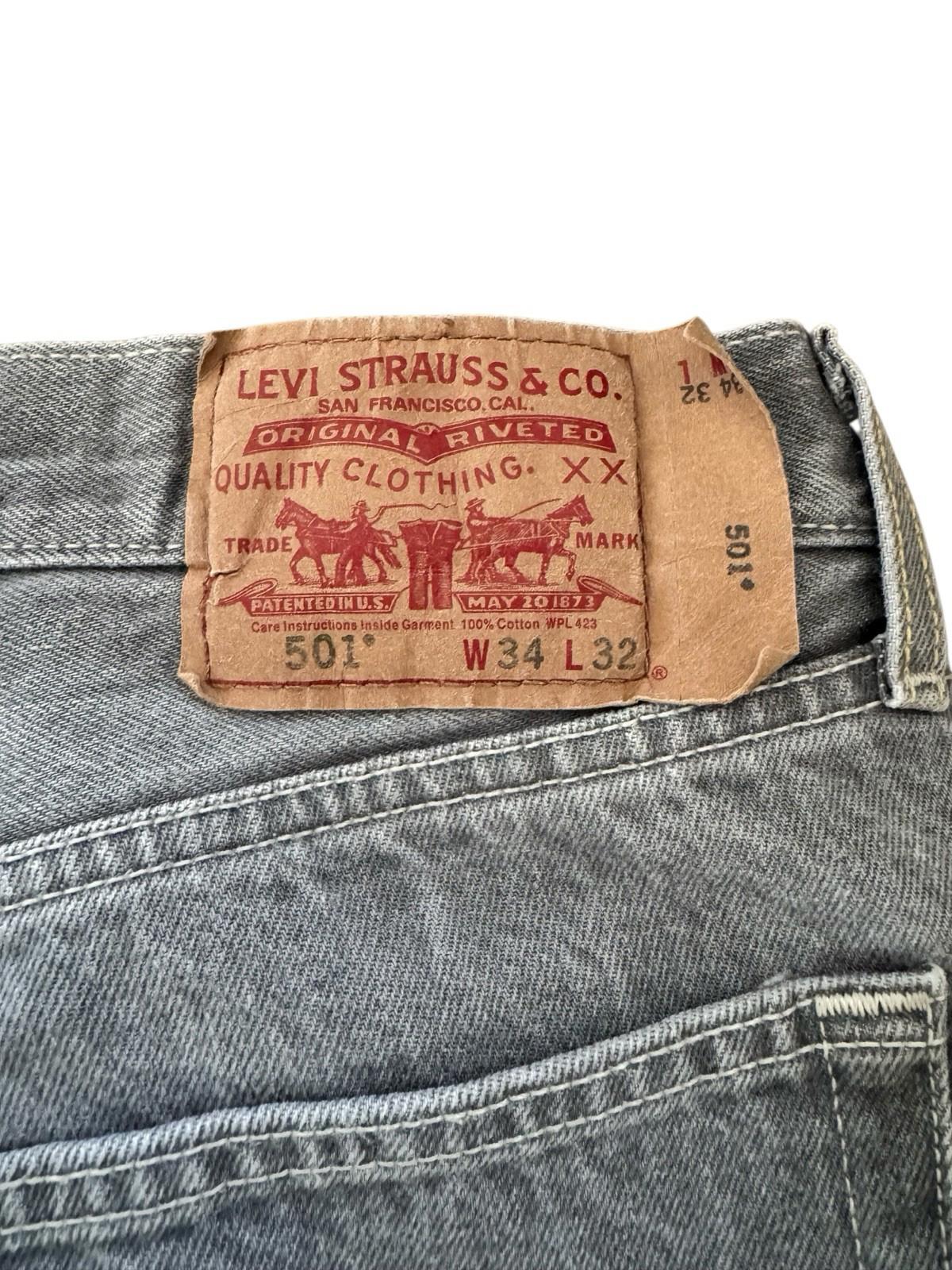 Vintage Mens Levis 501 Button Jeans Fly 34 x 32 Grey Near Perfect