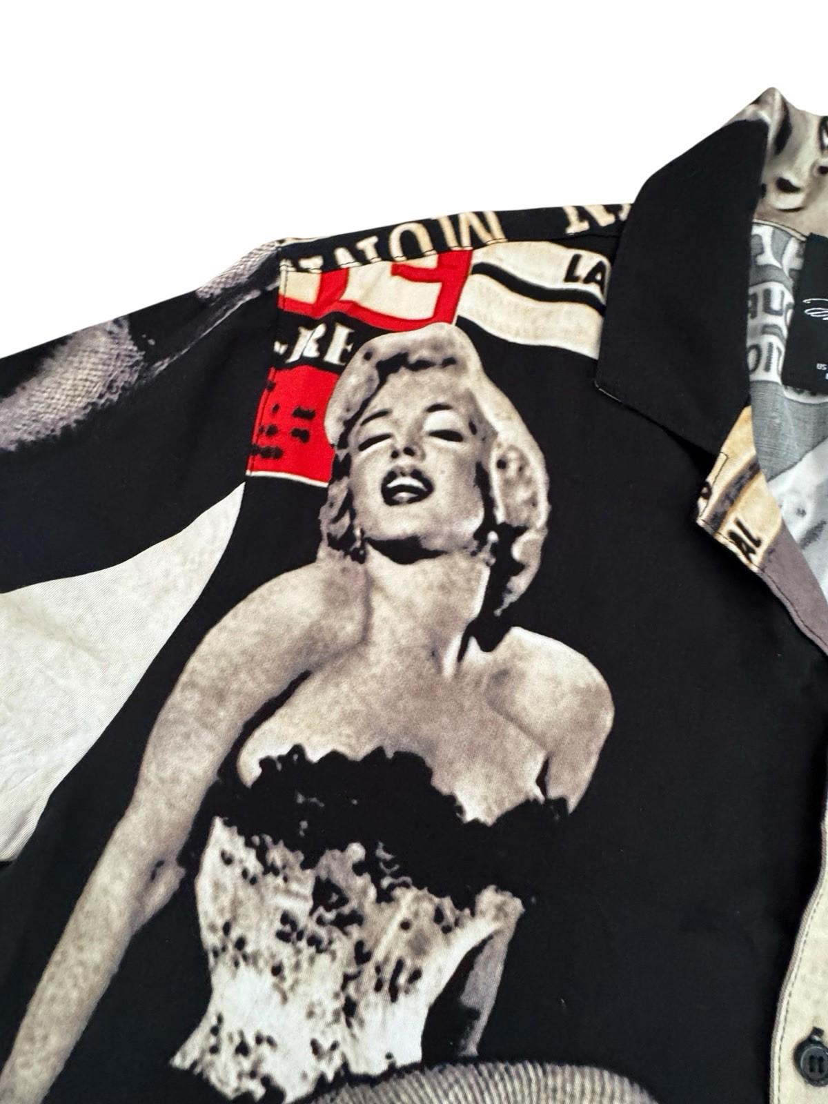Forever 21 X Marilyn Monroe Mens Small Button Up Down Short Sleeve Shirt BNWT